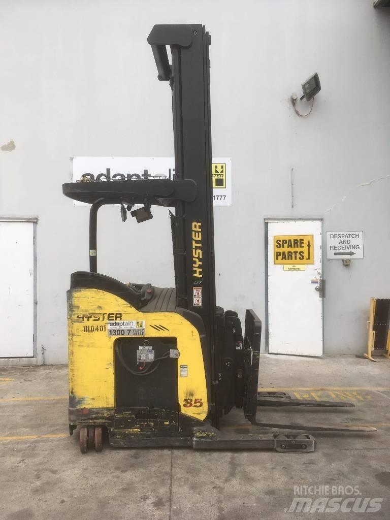 Hyster N35ZDR Lielaugstuma pārvadātājs