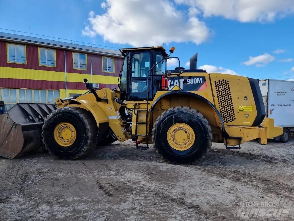 CAT 980 M Iekrāvēji uz riteņiem