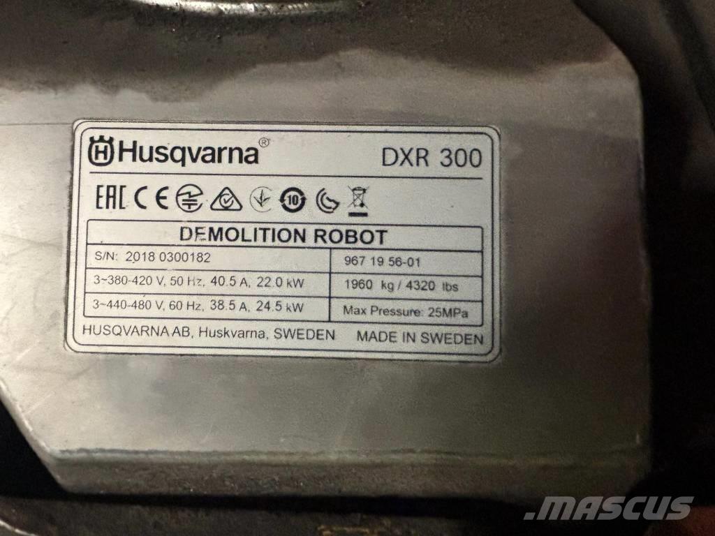 Husqvarna DXR 300 Demontāžas ekskavators