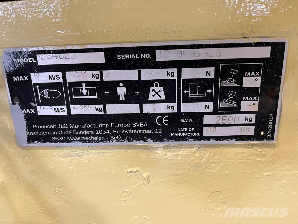 JLG 2646 ES Šķerveida pacēlāji