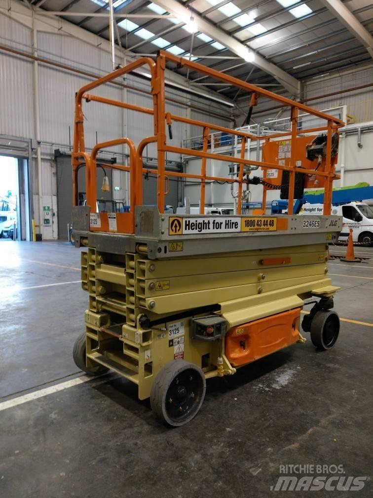JLG ES 3246 Šķerveida pacēlāji