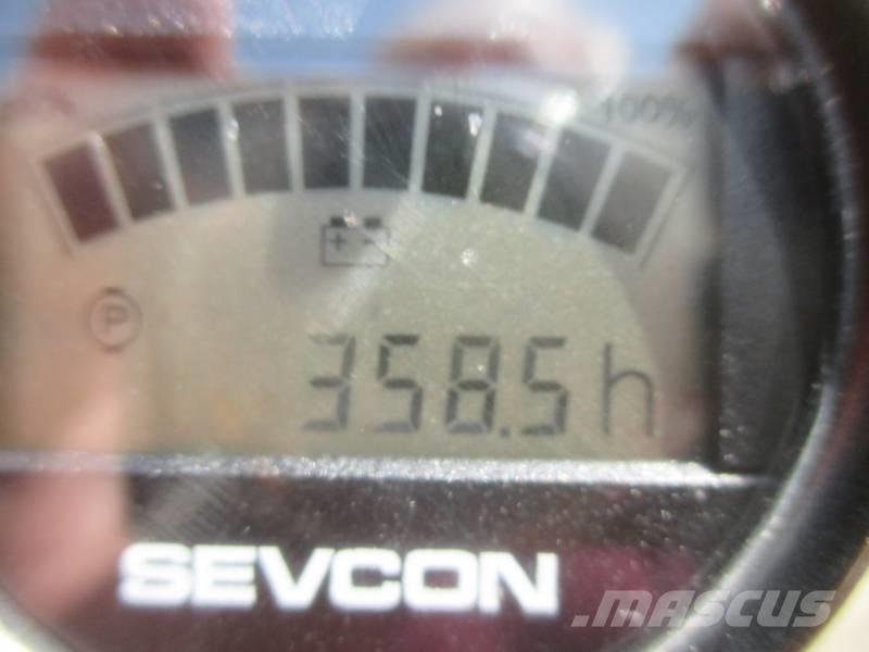 Manitou 170AETJ Strēles pacēlāji