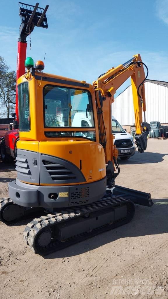Hyundai X30Z-9AK Vidēja lieluma ekskavatori 7 t - 12 t