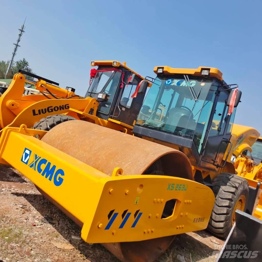XCMG XS263J Vienvalča grunts veltņi
