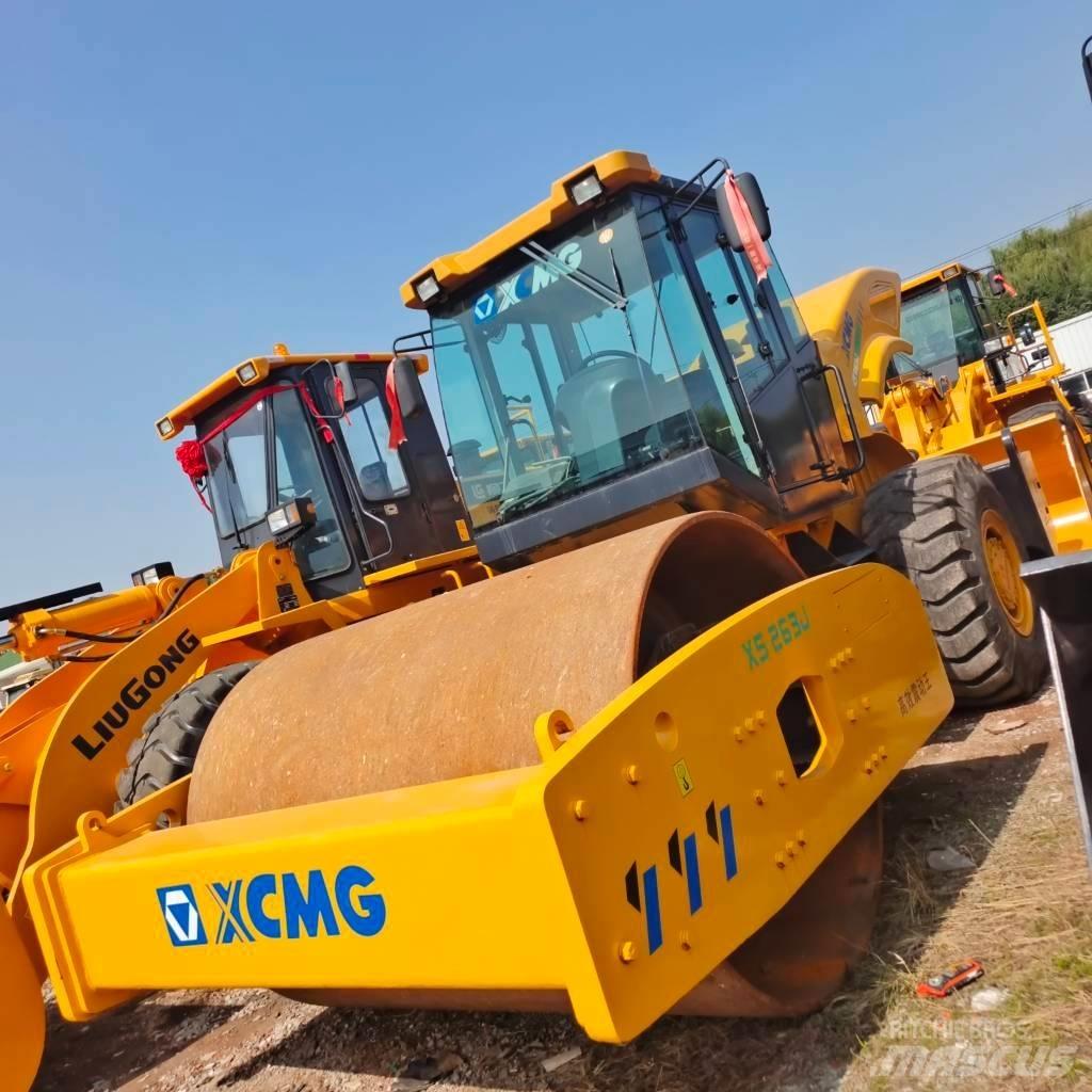 XCMG XS263J Vienvalča grunts veltņi