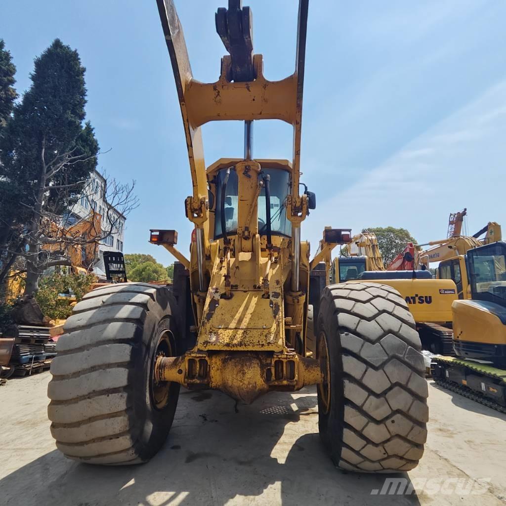 Komatsu WA 500 Iekrāvēji uz riteņiem