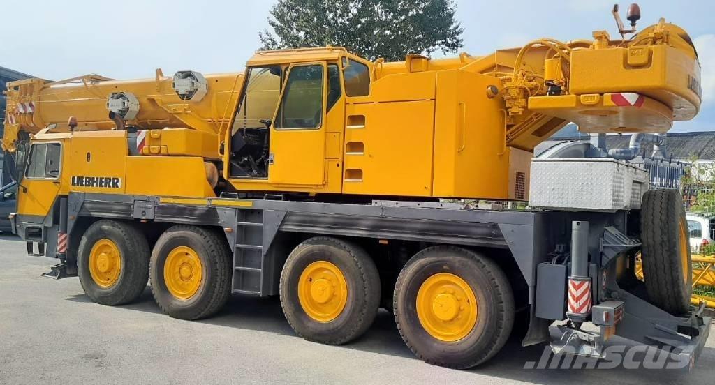 Liebherr 1070/1 Visurgājēji celtņi