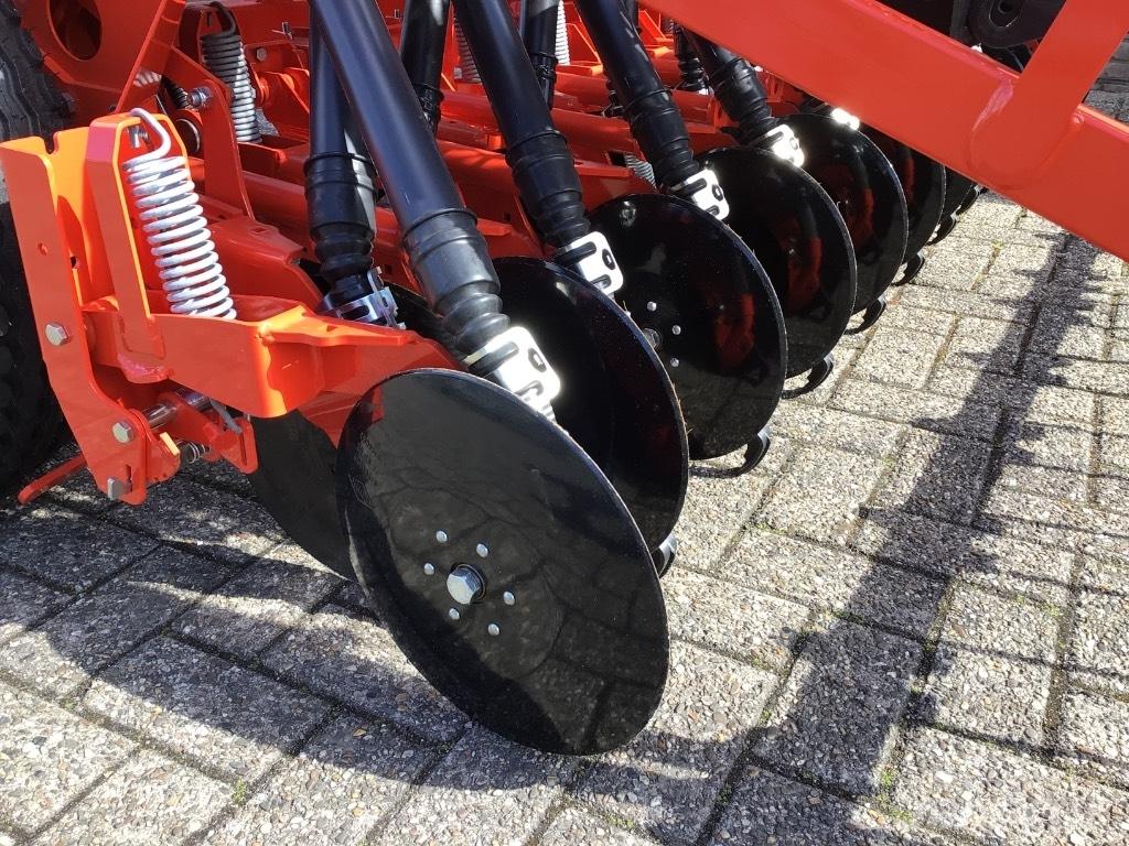 Kuhn Premia 300-24MD Sējmašīnas
