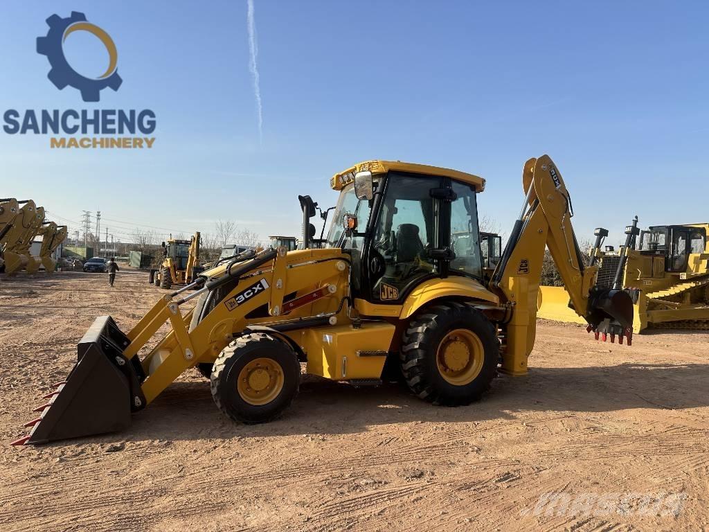 JCB 3 CX Ekskavatori-iekrāvēji