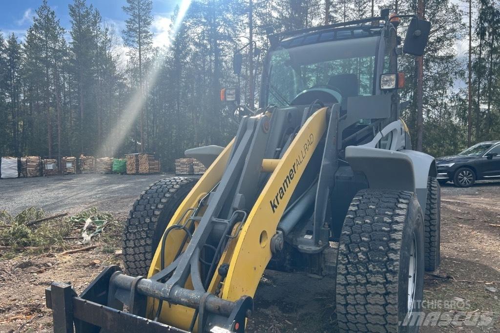 Kramer-allrad 880 Iekrāvēji uz riteņiem