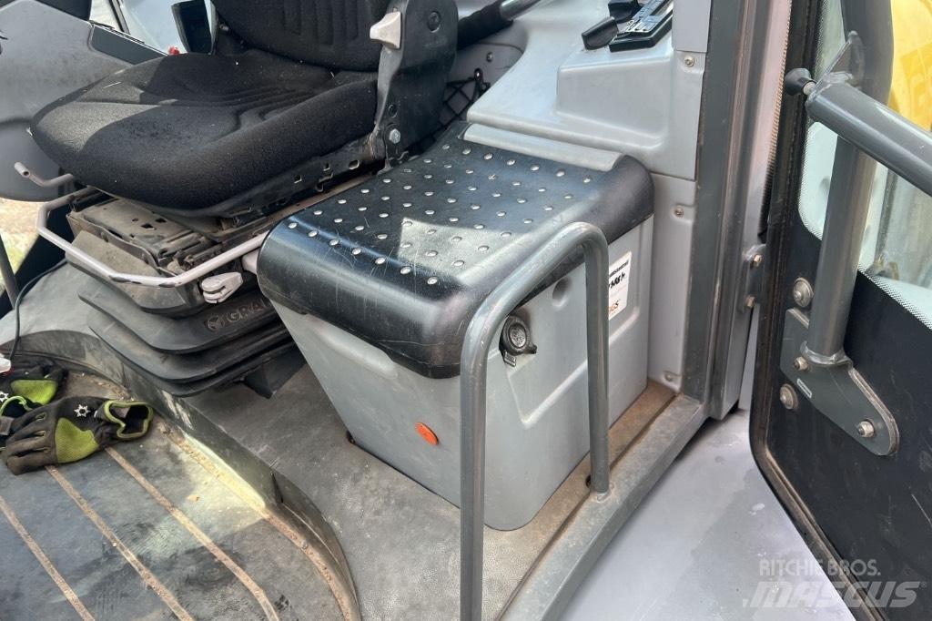 Kramer-allrad 880 Iekrāvēji uz riteņiem