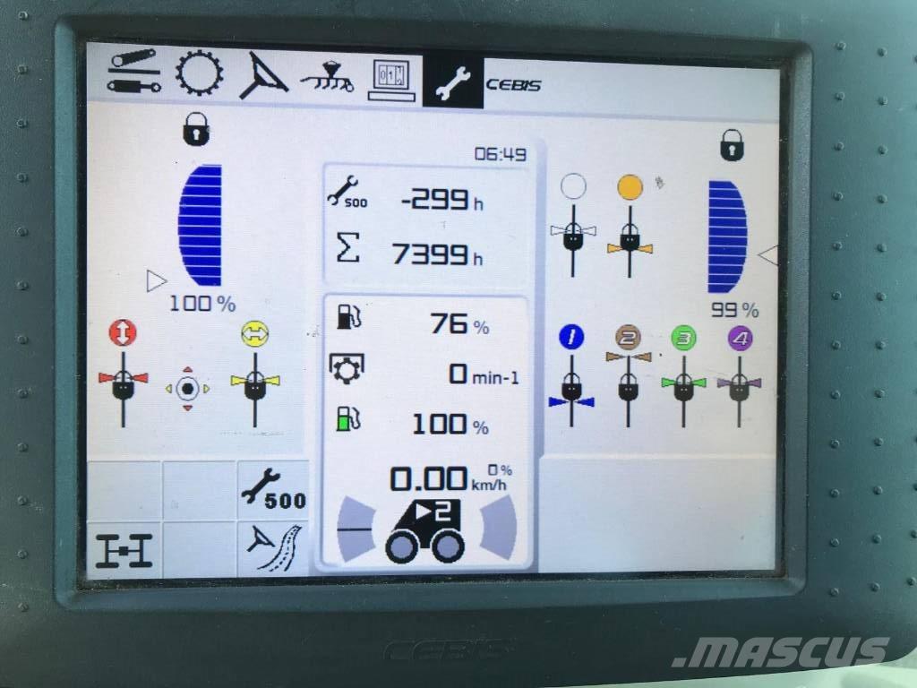 CLAAS XERION 4500 VC Traktori