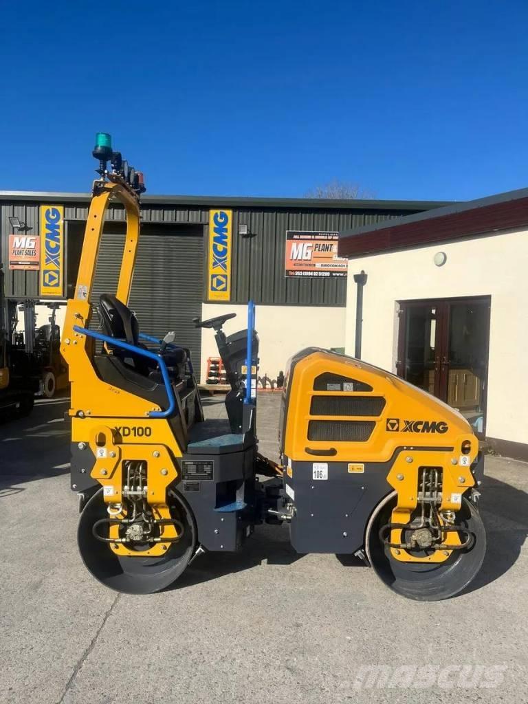 XCMG XD100 Divvalču grunts veltņi
