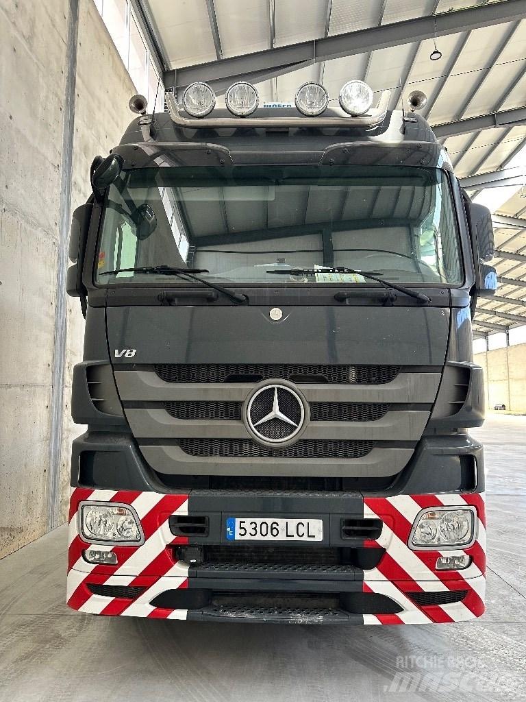 Mercedes-Benz 4165 S Vilcēji