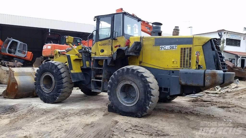 Komatsu WA470-5 Iekrāvēji uz riteņiem