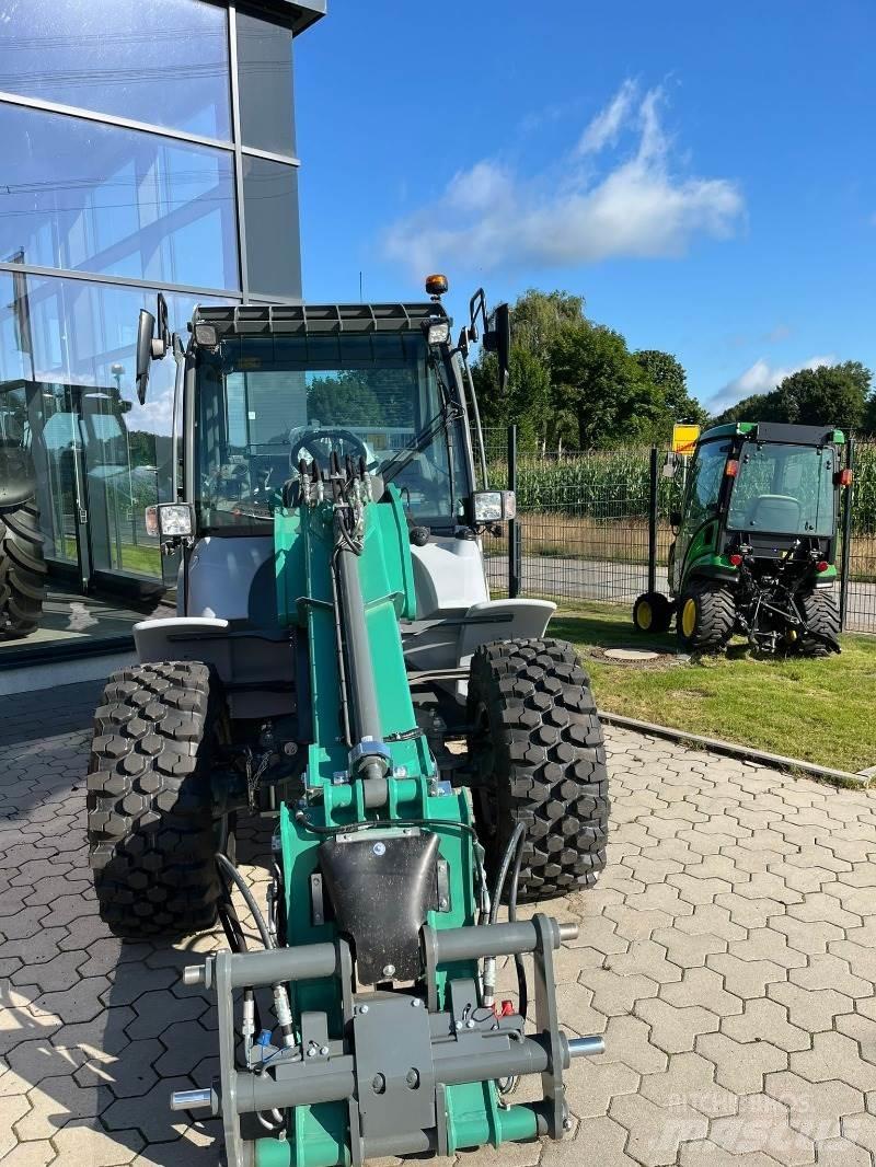 Kramer KL30.8T Iekrāvēji uz riteņiem
