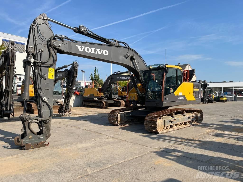 Volvo EC220EL Kāpurķēžu ekskavatori
