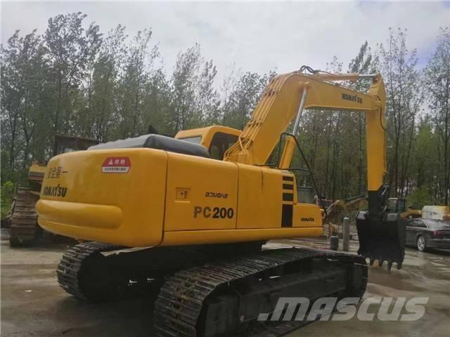 Komatsu pc200-6 Kāpurķēžu ekskavatori