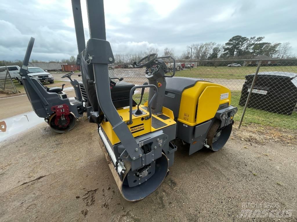 Dynapac CC 1200 Divvalču grunts veltņi