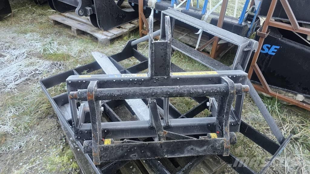 Adapter 3 punkt - L30 Iekrāvēji uz riteņiem