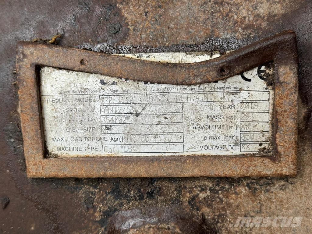 CAT 326F L Kāpurķēžu ekskavatori