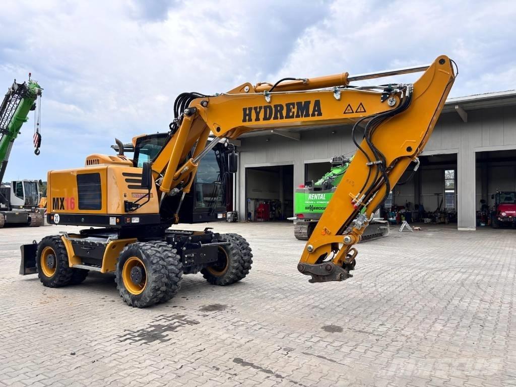 Hydrema MX 16 Ekskavatori uz riteņiem