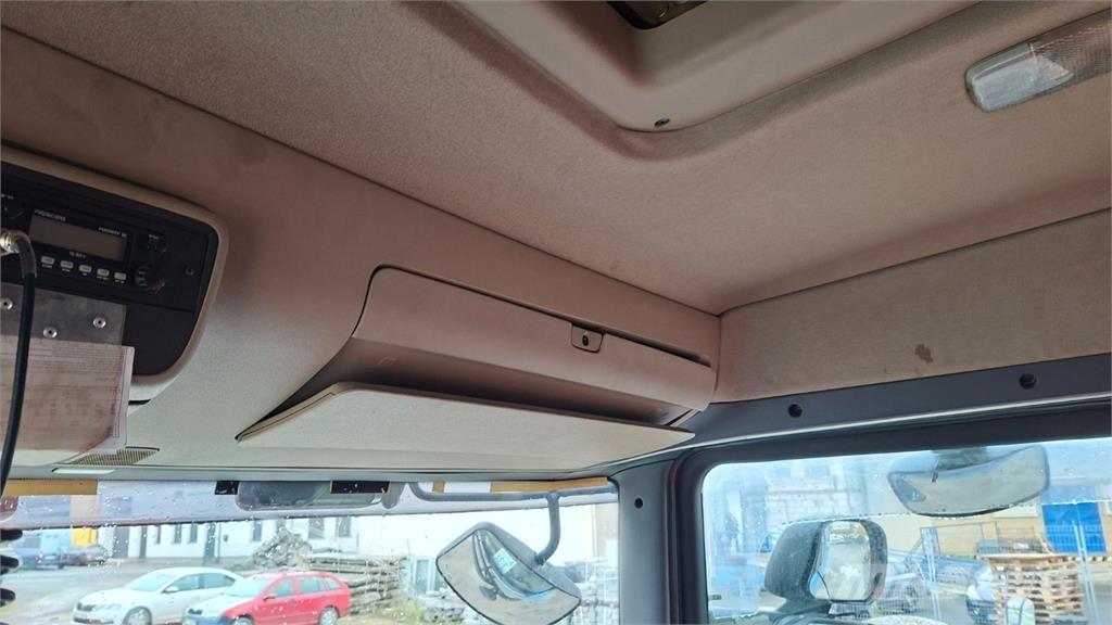 Scania R580 6X4 Pašizgāzējs