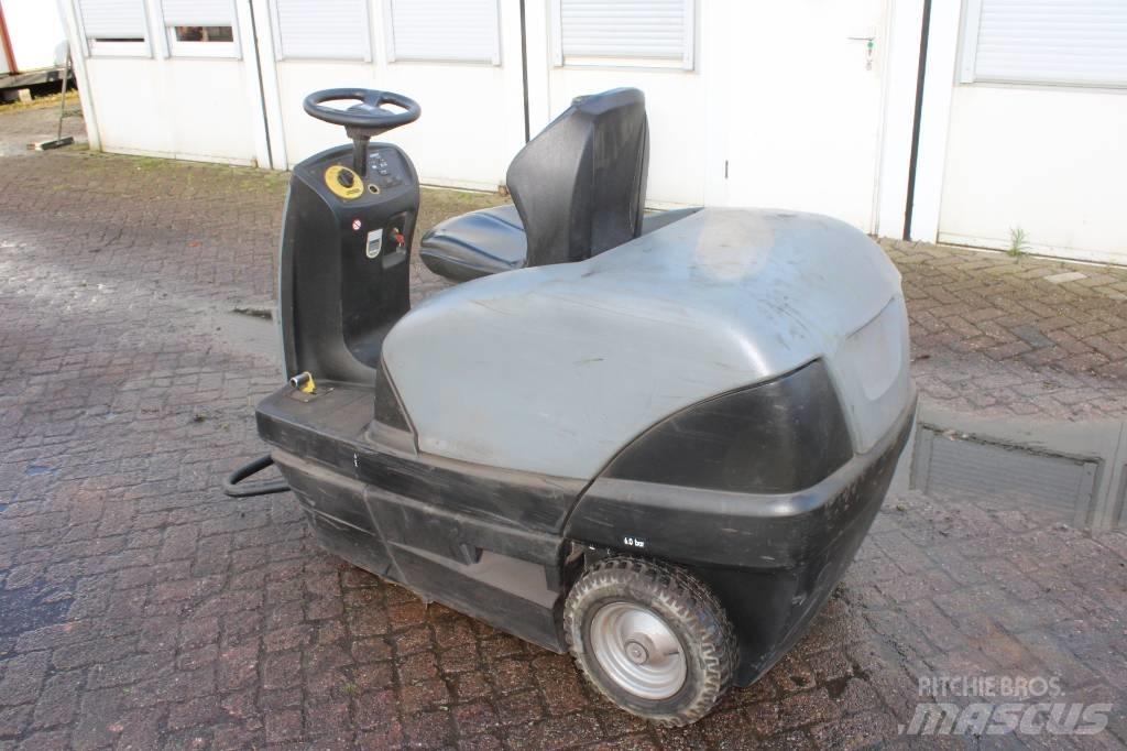 Kärcher KM 100/100 Ielu tīrīšanas mašīnas
