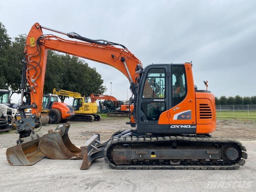Doosan DX 140 LCR-5 Kāpurķēžu ekskavatori