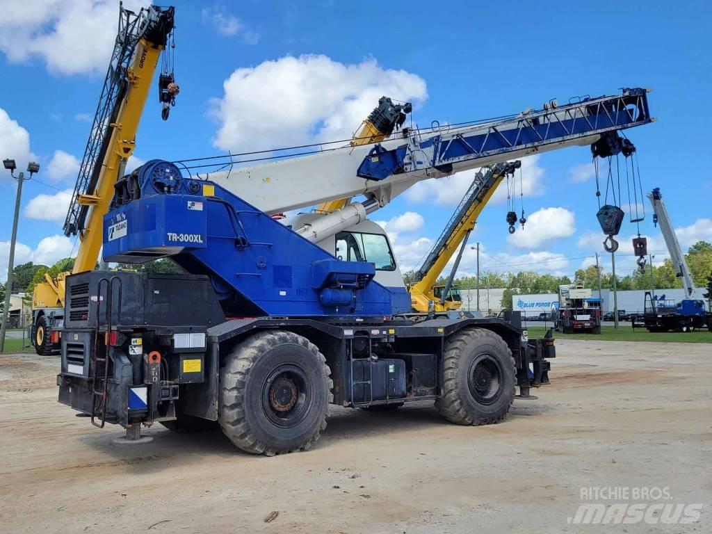 Tadano TR 300 XL-4 Celtņi nelīdzenām virsmām