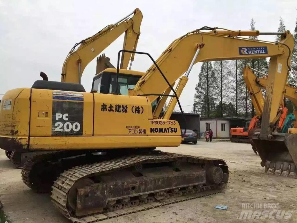 Komatsu pc200-7 Kāpurķēžu ekskavatori