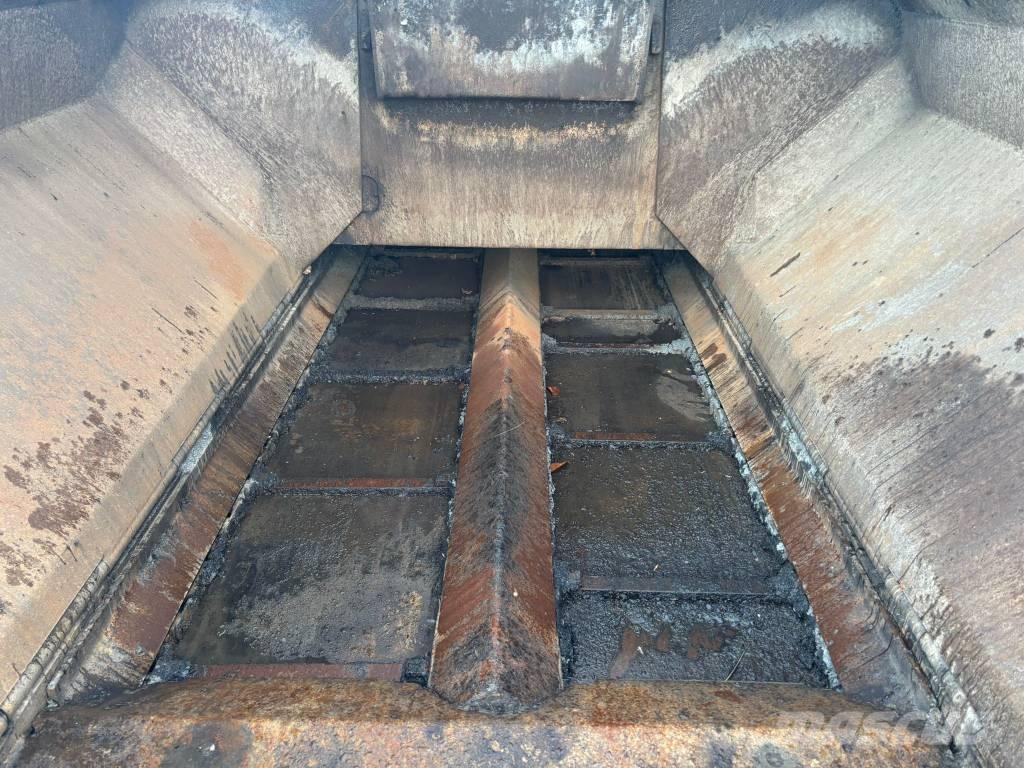 ABG Titan 273 Asfalta klājēji