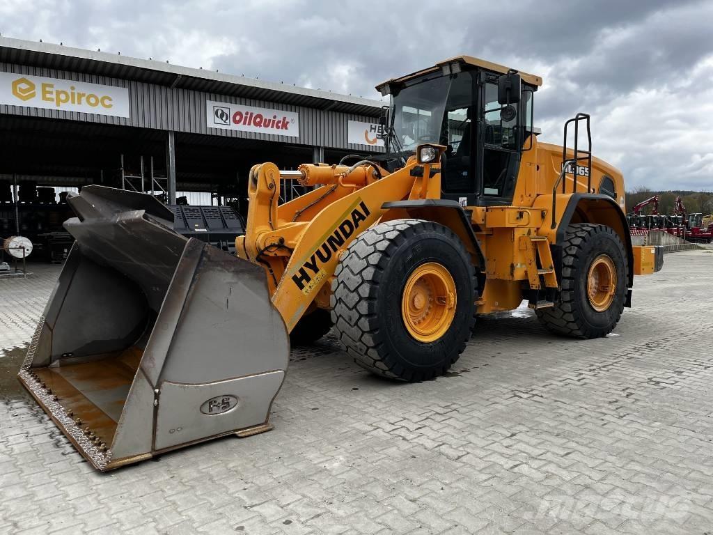 Hyundai HL 965 Iekrāvēji uz riteņiem