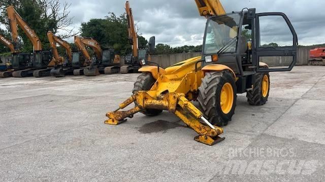 JCB 532-120 Teleskopiskie manipulatori
