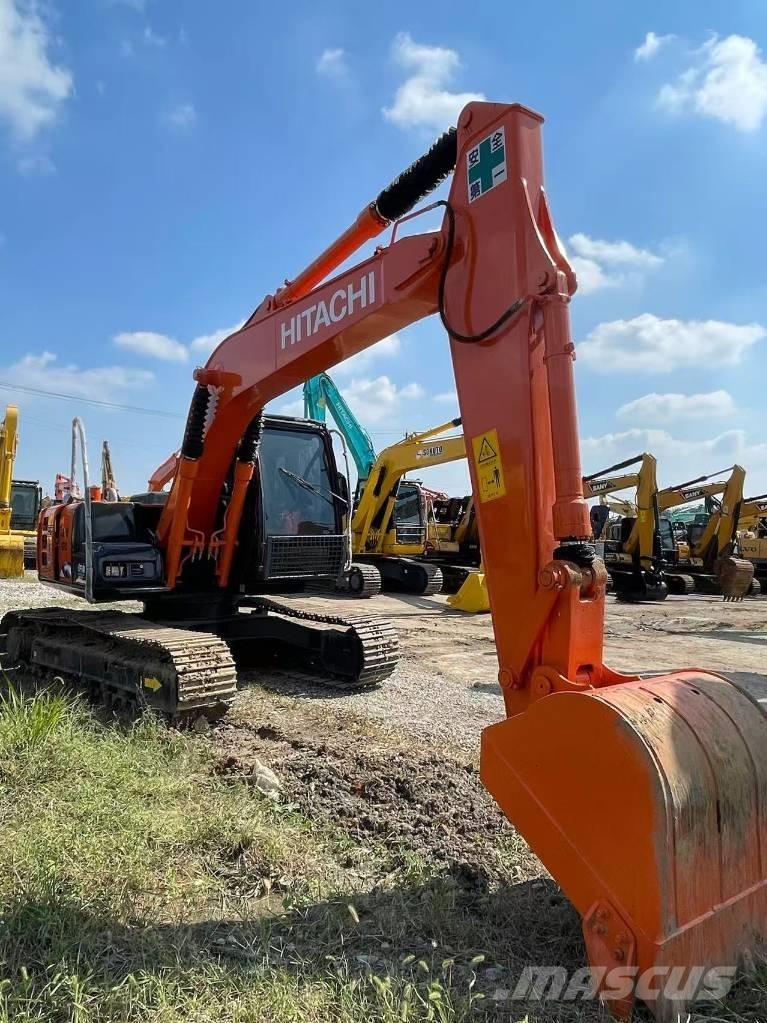 Hitachi ZX 120 Kāpurķēžu ekskavatori