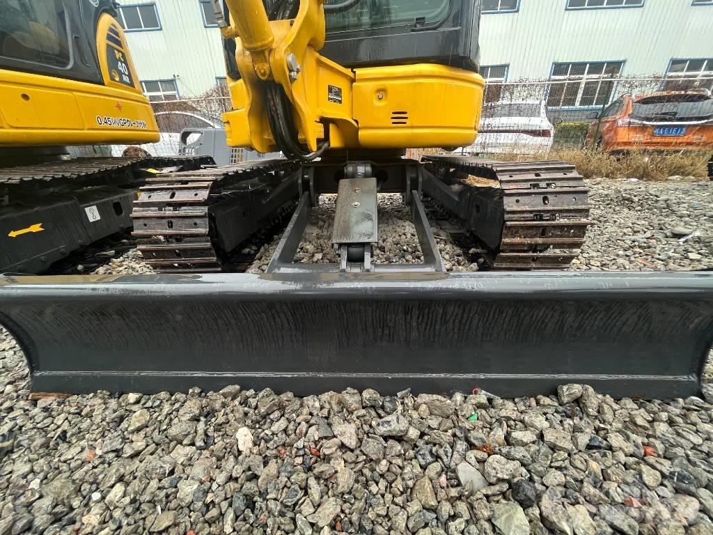 Komatsu PC 35 Kāpurķēžu ekskavatori