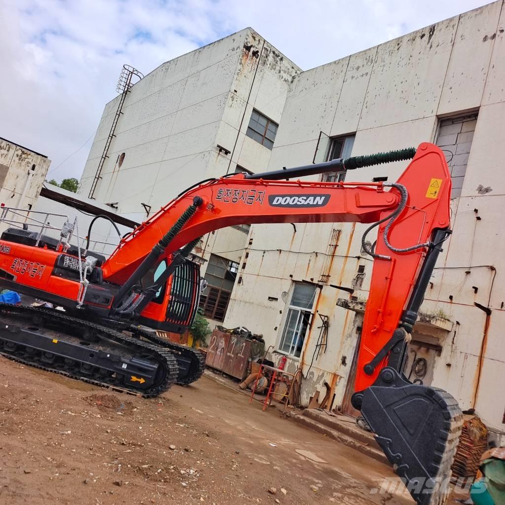Doosan DX340LC Kāpurķēžu ekskavatori