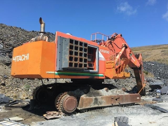 Hitachi EX 1200-5 C Kāpurķēžu ekskavatori