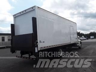 International 4300 Furgons