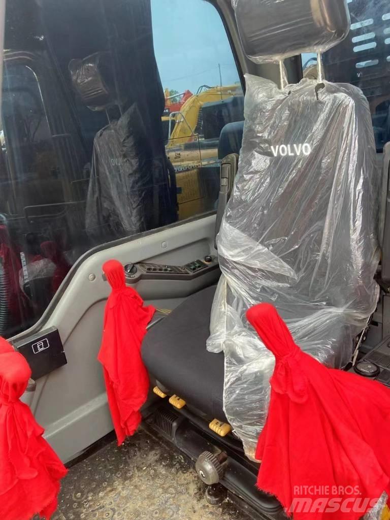Volvo EC210D Kāpurķēžu ekskavatori