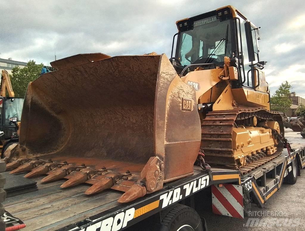 CAT 953K Kāpurķēžu iekrāvēji