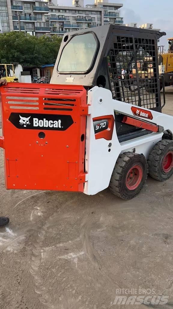 Bobcat S 70 Lietoti riteņu kompaktiekrāvēji