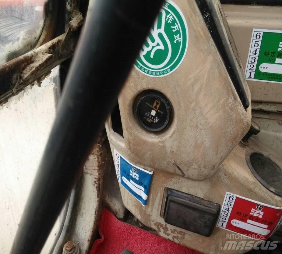 CAT 330 B Kāpurķēžu ekskavatori