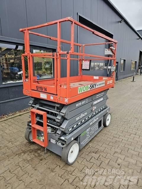 SkyJack SJIII 4632, Šķerveida pacēlāji
