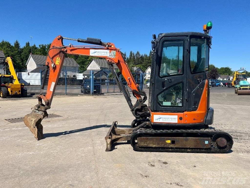 Hitachi ZX33U-6 Mini ekskavatori < 7 t
