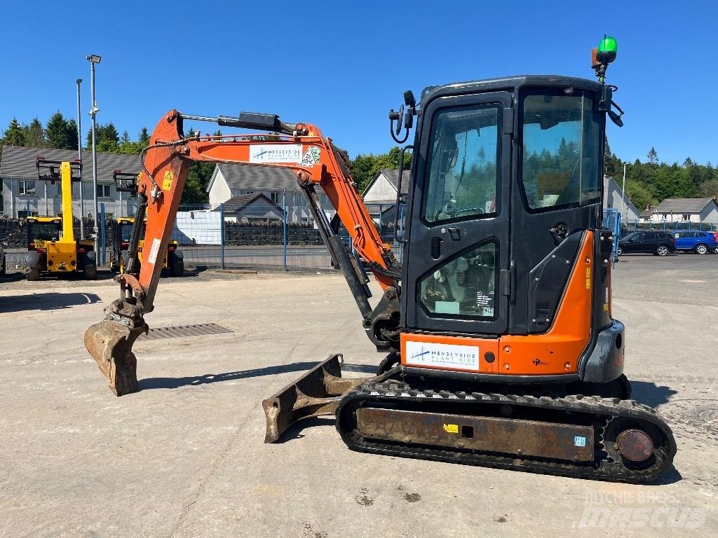 Hitachi ZX33U-6 Mini ekskavatori < 7 t
