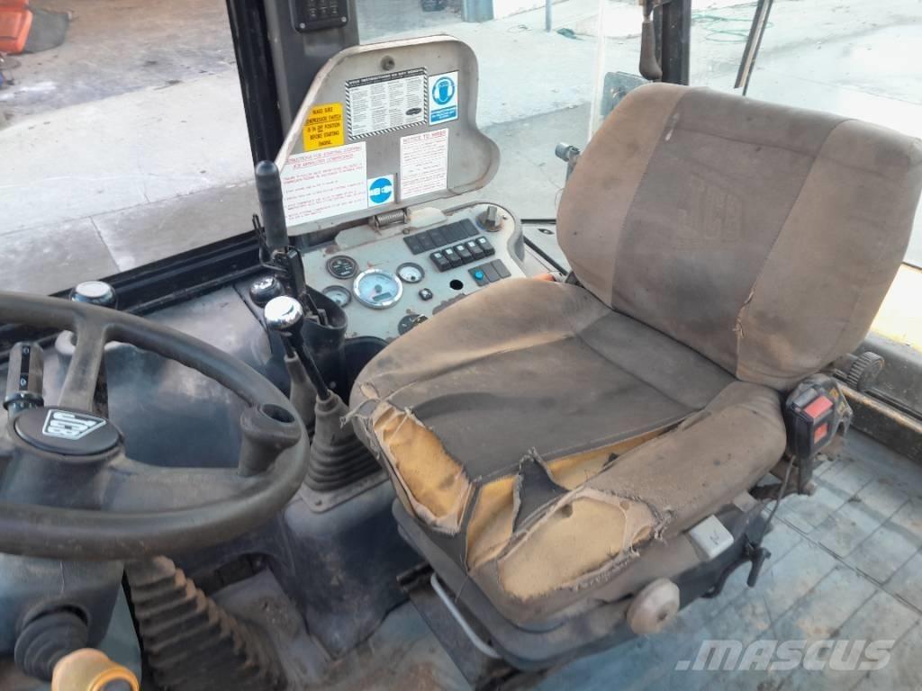 JCB 2 CX Iekrāvēji uz riteņiem