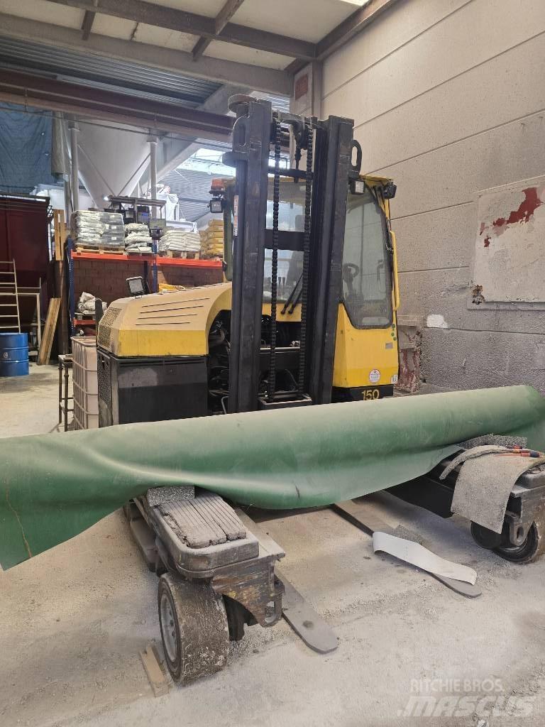 Combilift C4000LPG Četru virzienu krāvēji