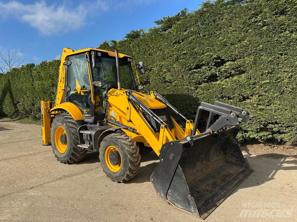 JCB 3 CX Ekskavatori-iekrāvēji