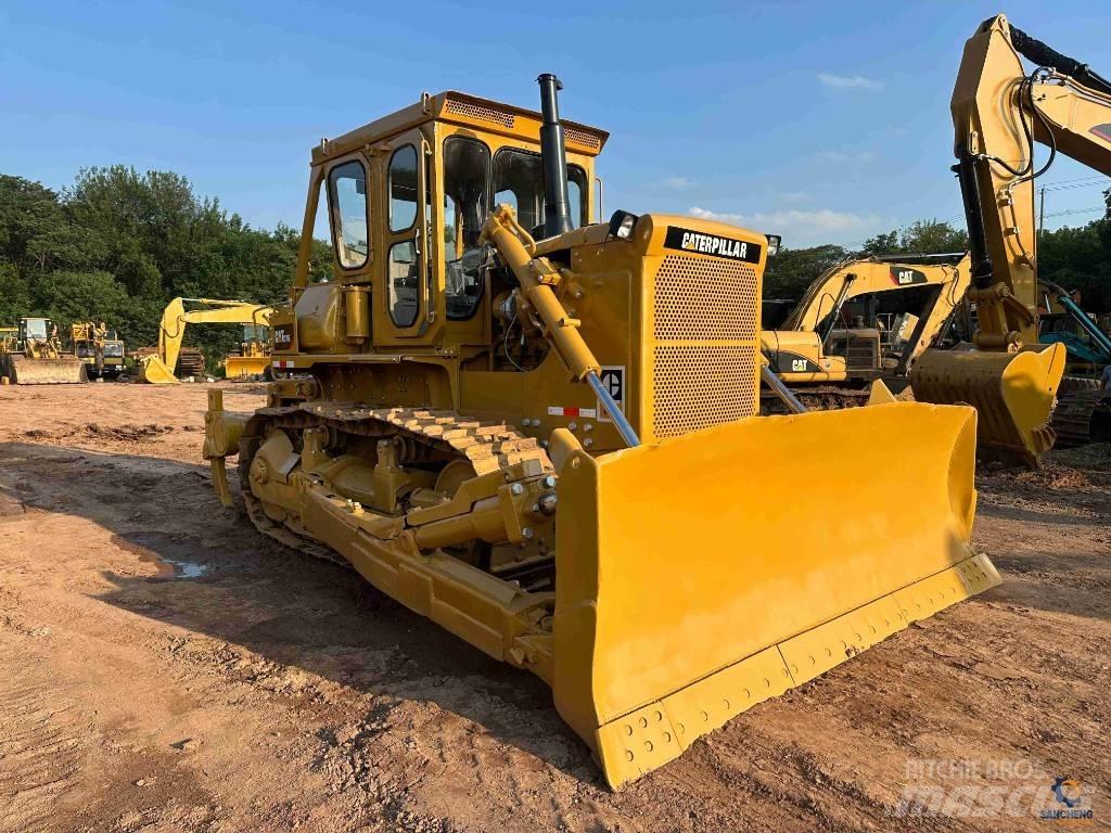 CAT D 7 G Kāpurķēžu buldozeri